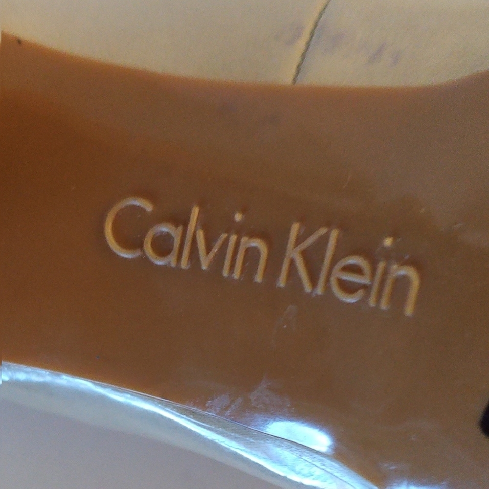 Calvin Klein Cream Patent Leather Platform Heels Size 6 - Picture 8 of 8
